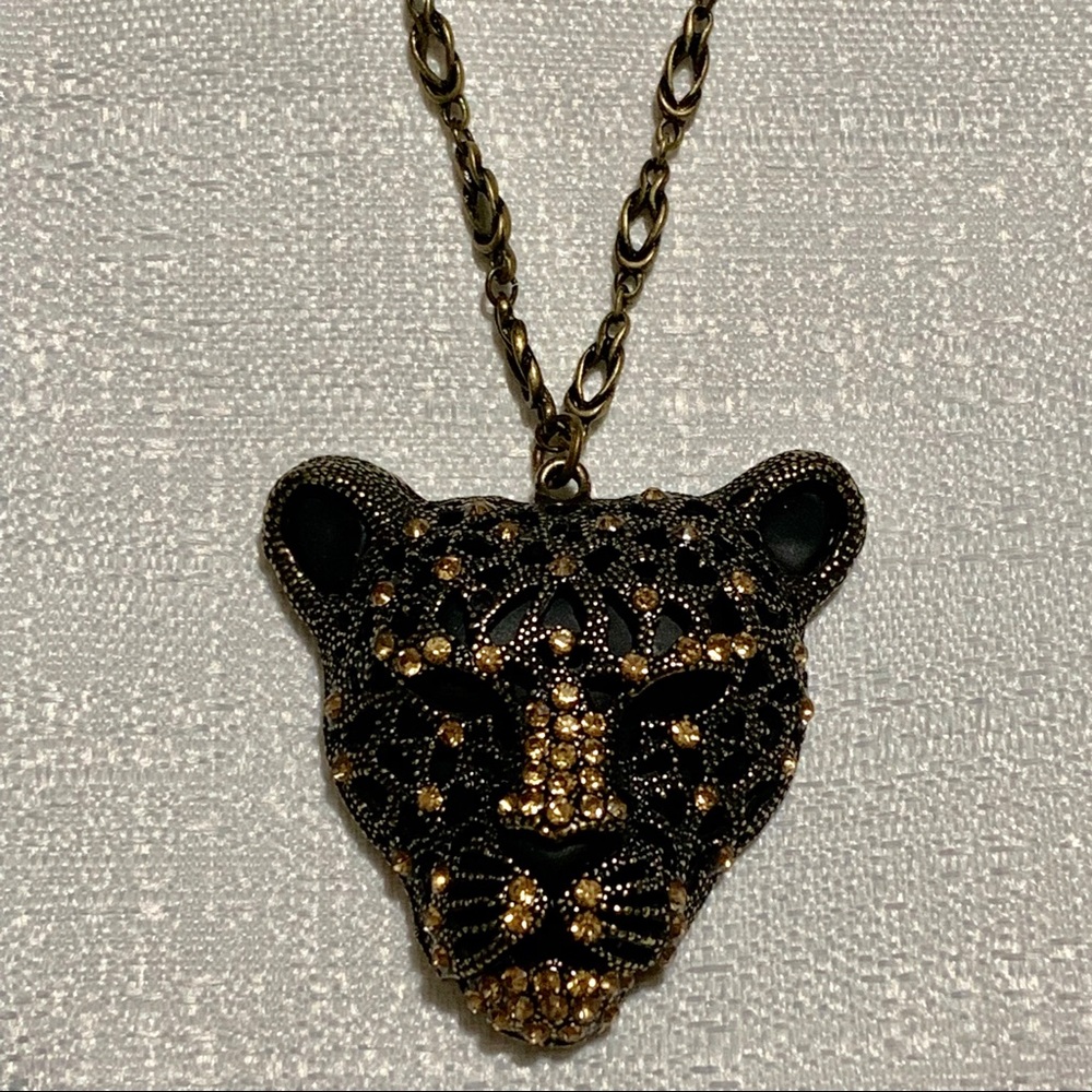Rhinestone Encrusted Leopard Necklace - Picture 3 of 7